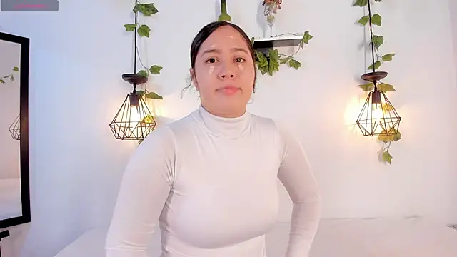 aisha duque  online show from 06/26/26, 08:46