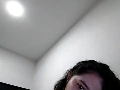 aisha duque  online show from 07/25/26, 11:46