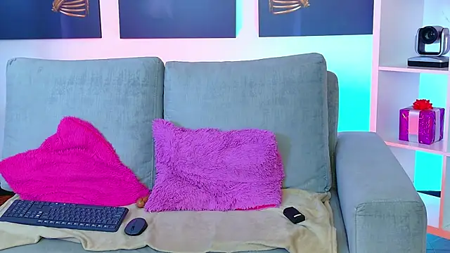 Another  angel online show from 07/22/26, 07:16