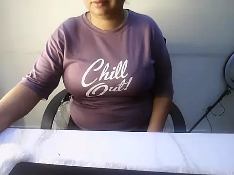 Snapshot of cutie_anjel chatting on 06/14/26, 03:47 cutie anjel online show from 06/14/26, 03:47