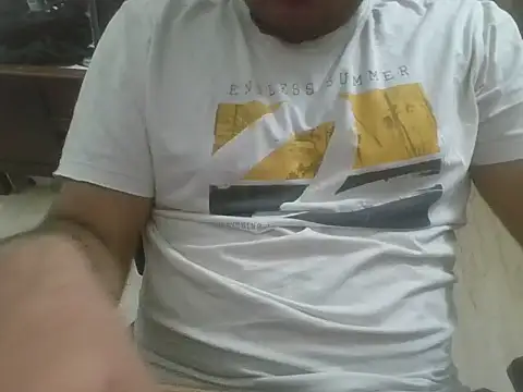 Snapshot of kkkkanu13 chatting on 06/17/26, 03:57 kkkkanu13 online show from 06/17/26, 03:57