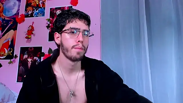 Snapshot of Leo_Saint_ chatting on 07/17/26, 09:30 Leo Saint online show from 07/17/26, 09:30