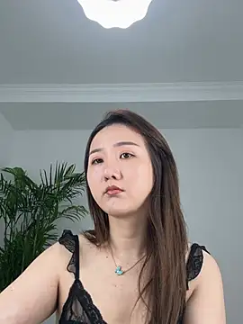 Snapshot of Anngerrqing chatting on 06/14/26, 10:28 Anngerrqing online show from 06/14/26, 10:28