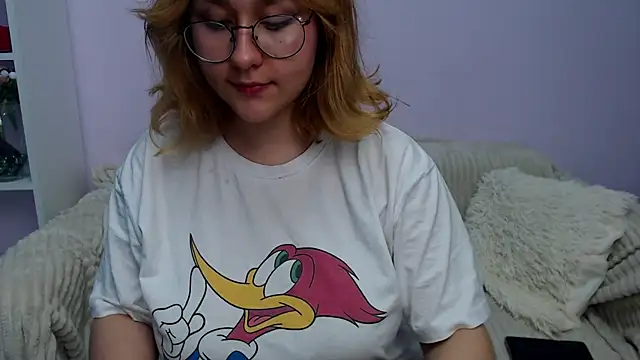Snapshot of Judith_hypnosiss chatting on 07/25/26, 04:48 Judith hypnosiss online show from 07/25/26, 04:48