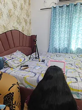 Snapshot of akankshaRJ chatting on 07/15/26, 09:25 akankshaRJ online show from 07/15/26, 09:25