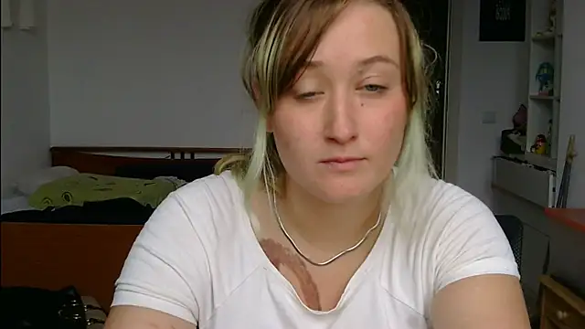 Snapshot of yourcherry3 chatting on 06/24/26, 11:20 yourcherry3 online show from 06/24/26, 11:20