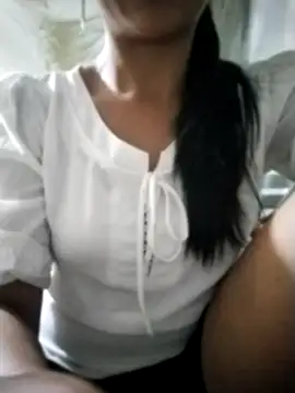 Snapshot of Helen-nn chatting on 06/28/26, 01:28 Helen-nn online show from 06/28/26, 01:28