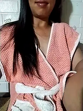 Snapshot of Helen-nn chatting on 07/10/26, 12:41 Helen-nn online show from 07/10/26, 12:41