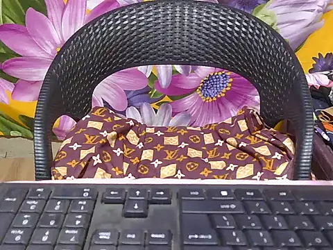 Tasty fussy online show from 07/20/26, 10:39
