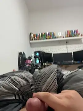 Ethandiggg online show from 08/05/26, 10:55