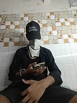 hotboy076 online show from 06/19/26, 04:00