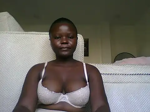 Snapshot of thepreetyone chatting on 06/15/26, 02:08 thepreetyone online show from 06/15/26, 02:08
