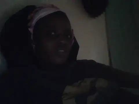Snapshot of Prettybunnyy chatting on 07/31/26, 02:05 Prettybunnyy online show from 07/31/26, 02:05