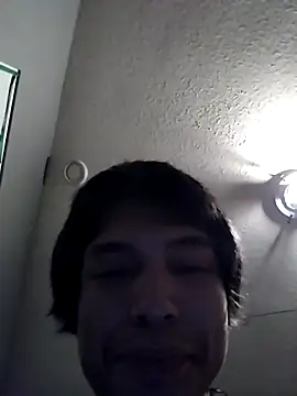 Snapshot of jaydon71 chatting on 06/17/26, 04:37 jaydon71 online show from 06/17/26, 04:37