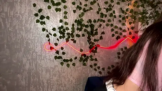 GensaFlara online show from 07/28/26, 03:21