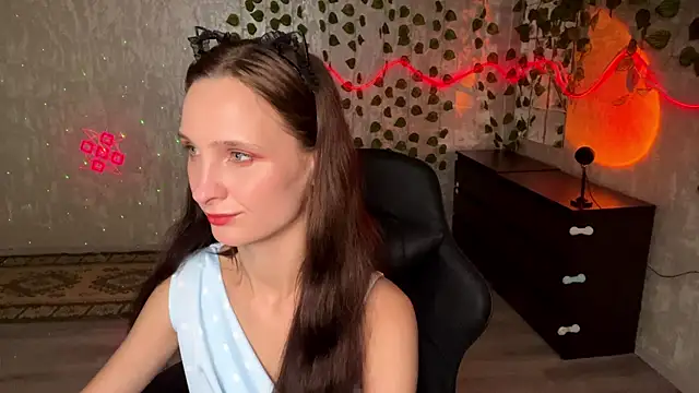 GensaFlara online show from 08/05/26, 09:01