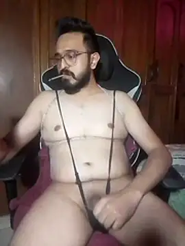 freakkydessi online show from 06/24/26, 08:30