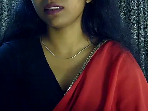 Snapshot of Flirty_taanu chatting on 06/20/26, 11:02 Flirty taanu online show from 06/20/26, 11:02