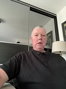 Snapshot of cumboy chatting on 05/02/26, 10:53 cumboy online show from 05/02/26, 10:53