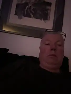 Snapshot of cumboy chatting on 06/21/26, 10:56 cumboy online show from 06/21/26, 10:56