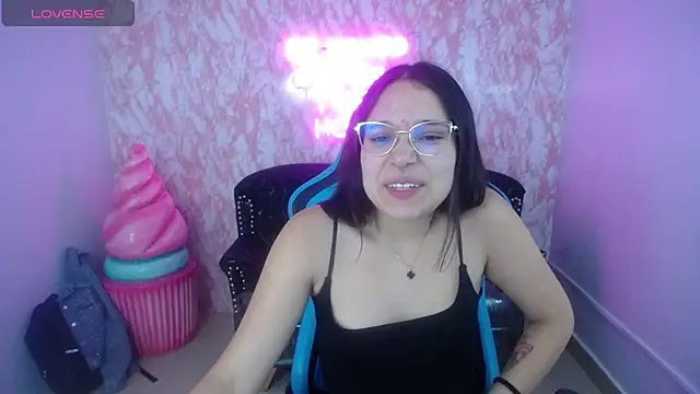 Snapshot of Lia_Rose_ch chatting on 07/11/26, 03:09 Lia Rose ch online show from 07/11/26, 03:09