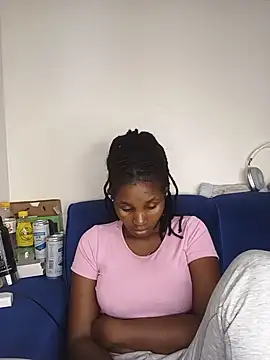 Snapshot of Holy_Virgin chatting on 07/20/26, 11:23 Holy Virgin online show from 07/20/26, 11:23