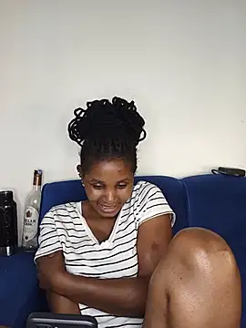 Snapshot of Holy_Virgin chatting on 07/27/26, 10:33 Holy Virgin online show from 07/27/26, 10:33