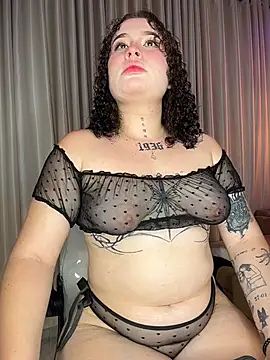 Doll Ivy online show from 06/25/26, 03:17