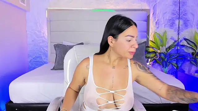 Snapshot of LissaBrown_ chatting on 06/26/26, 07:29 LissaBrown online show from 06/26/26, 07:29