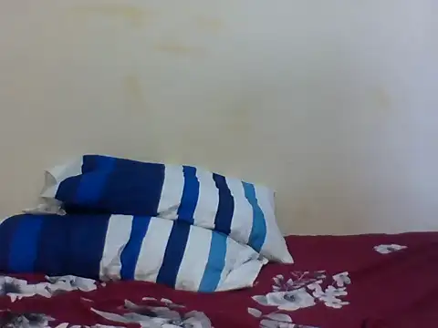 Lovergirlcute online show from 08/01/26, 11:31
