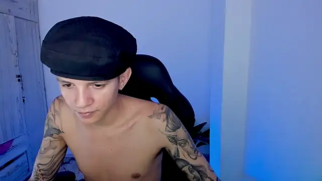 tylerrnova online show from 07/11/26, 03:20