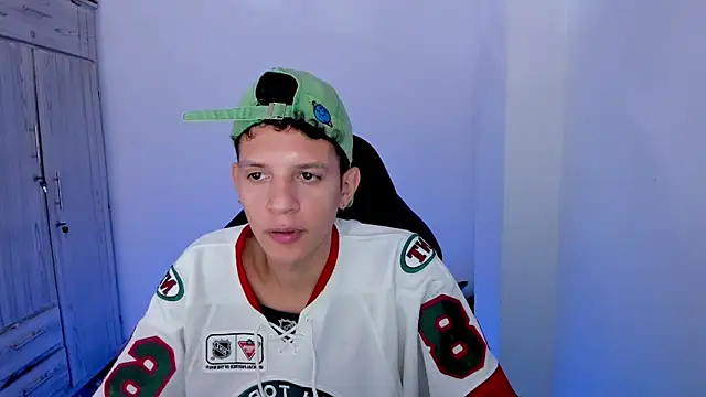 tylerrnova online show from 07/16/26, 03:23