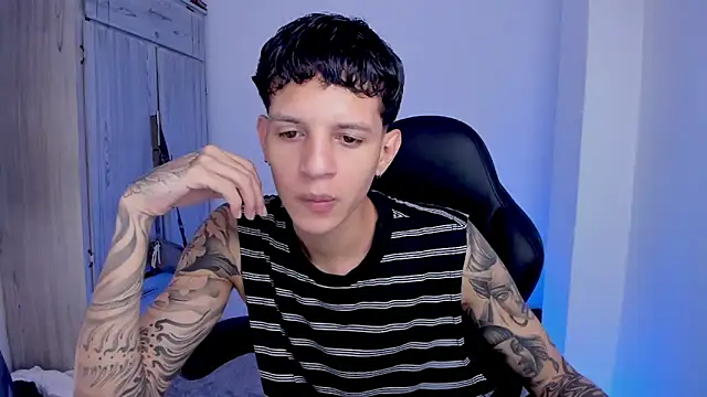 tylerrnova online show from 08/03/26, 03:16