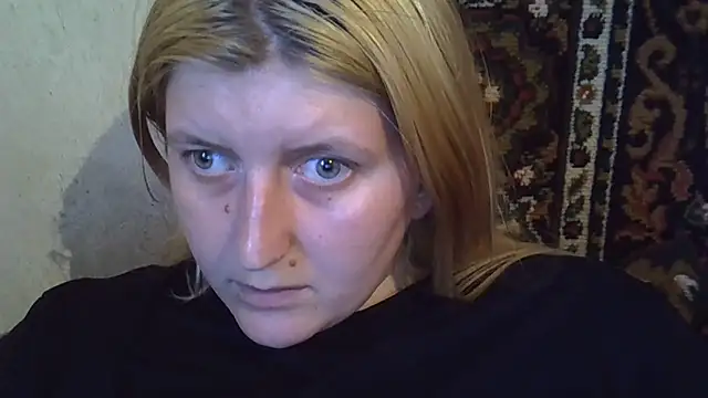 Snapshot of SofiaCharmi chatting on 06/18/26, 02:23 SofiaCharmi online show from 06/18/26, 02:23
