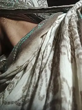 Simran 143 online show from 07/18/26, 04:44