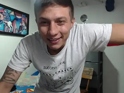 Snapshot of Stiiveen777 chatting on 07/20/26, 10:45 Stiiveen777 online show from 07/20/26, 10:45