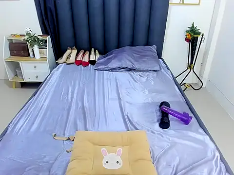 Snapshot of Hannah_Louissexxx chatting on 07/23/26, 10:51 Hannah Louissexxx online show from 07/23/26, 10:51