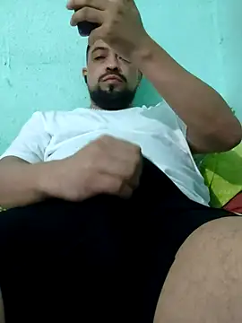 Snapshot of Fdiego19 chatting on 06/23/26, 09:18 Fdiego19 online show from 06/23/26, 09:18
