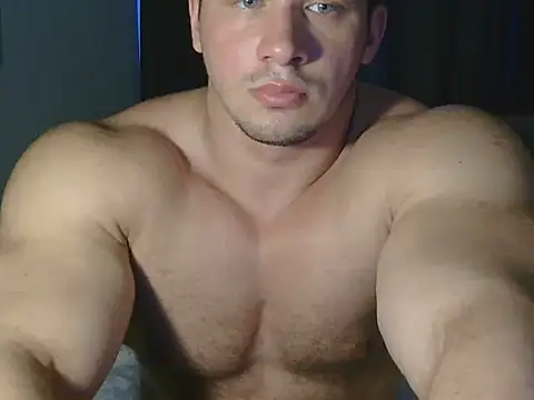 Snapshot of Body_777_ chatting on 06/27/26, 03:17 Body 777 online show from 06/27/26, 03:17