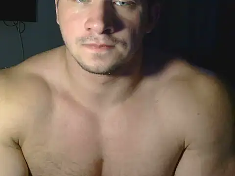 Snapshot of Body_777_ chatting on 06/29/26, 03:23 Body 777 online show from 06/29/26, 03:23