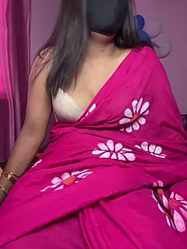 Snapshot of NAUGHTY_PRIYANKAA chatting on 06/19/26, 12:20 NAUGHTY PRIYANKAA online show from 06/19/26, 12:20