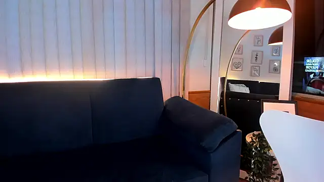 mila  vega online show from 07/31/26, 04:34