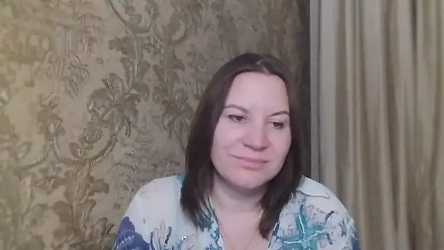 Lauralison online show from 07/07/26, 08:24