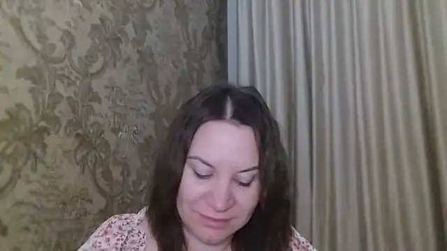 Lauralison online show from 07/09/26, 08:57