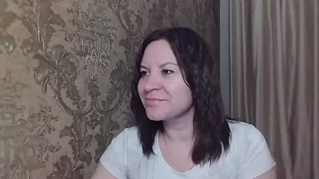 Lauralison online show from 07/17/26, 08:24