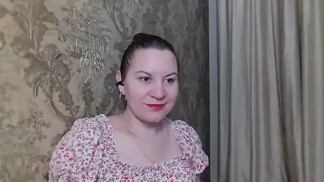 Lauralison online show from 07/21/26, 09:06