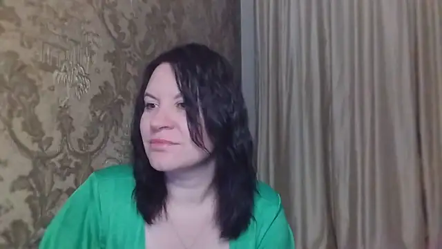 Lauralison online show from 07/30/26, 08:52