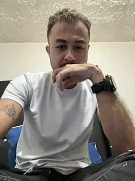Snapshot of Liam_Brawn chatting on 06/29/26, 01:56 Liam Brawn online show from 06/29/26, 01:56