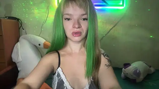 JadeEva online show from 07/14/26, 08:03