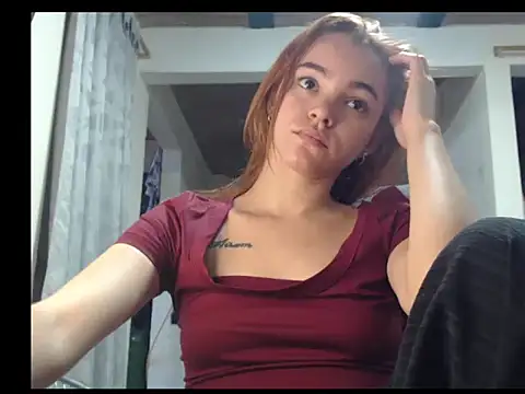 Snapshot of estrella-cutte chatting on 07/01/26, 12:51 estrella-cutte online show from 07/01/26, 12:51